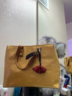 Patent Leather Small Tote in Honey Yellow with Velvet Charm